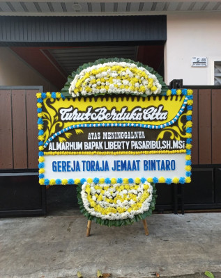 Papan Bunga Duka di Gabek Dua